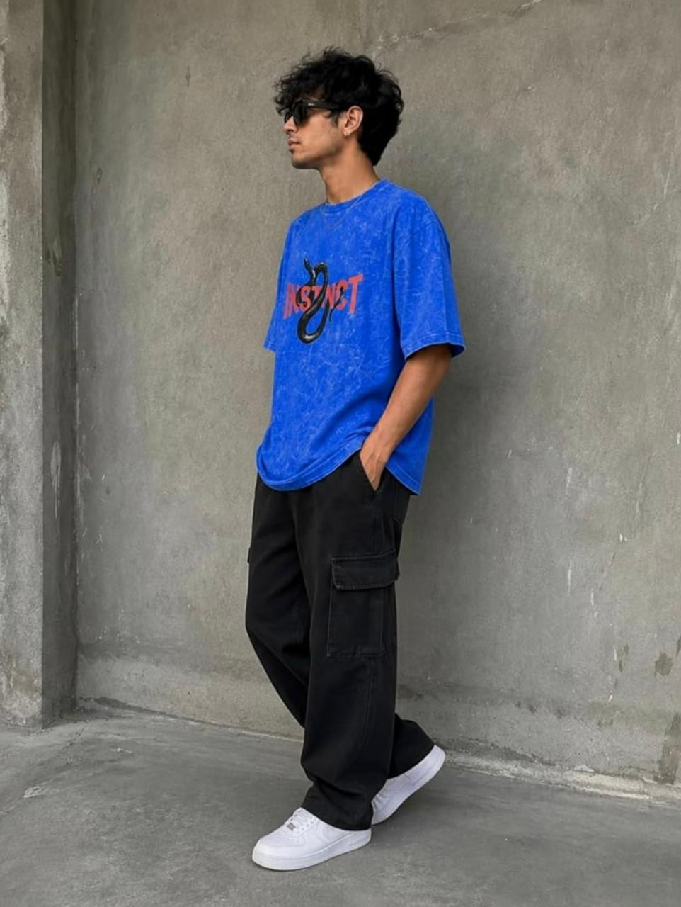 Royal Blue Oversized Acid Wash Graphic T-Shirt – Instant Snake
